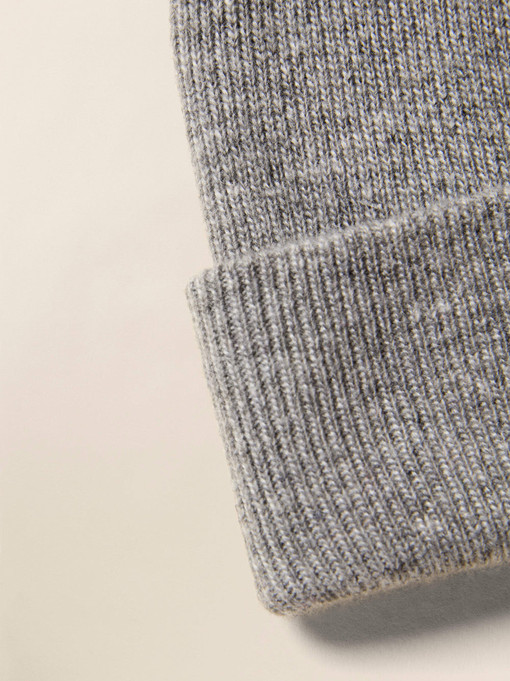 CORE LOGO BEANIE - GREY HEATHER