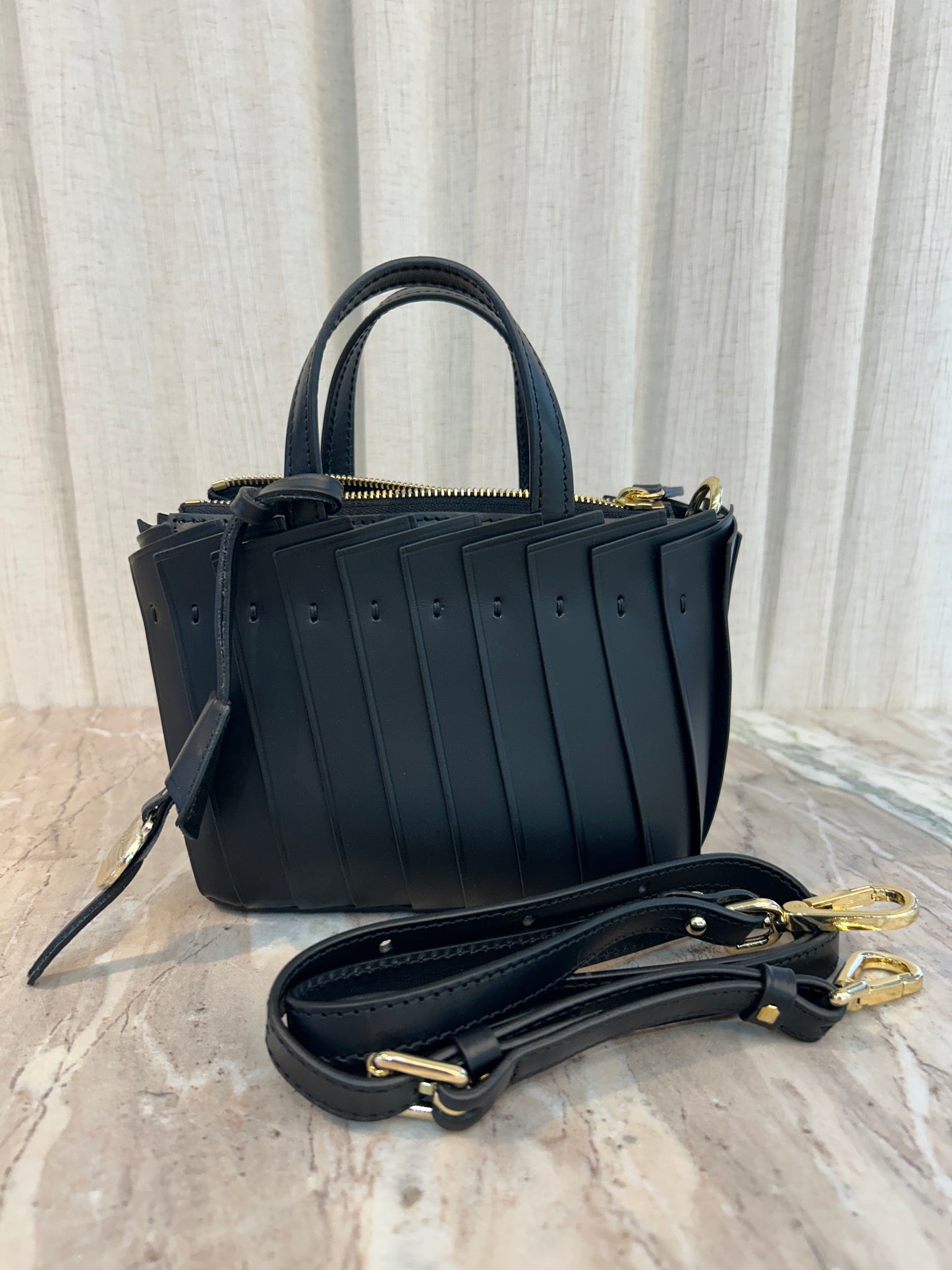 ANNINA LEATHER PURSE - NERO