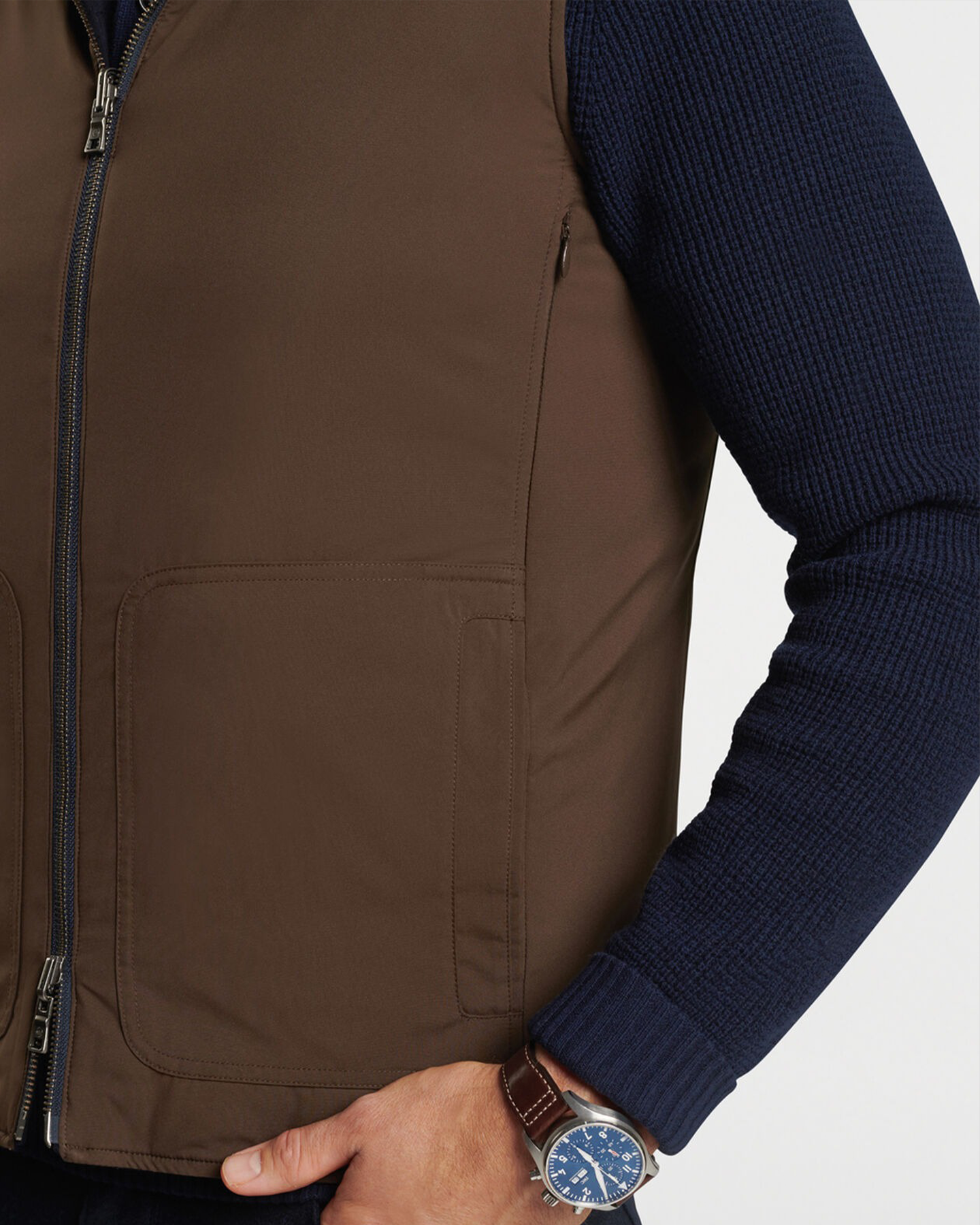 EXCURSIONIST FLEX REVERSIBLE KNIT VEST - NAVY/ESPRESSO