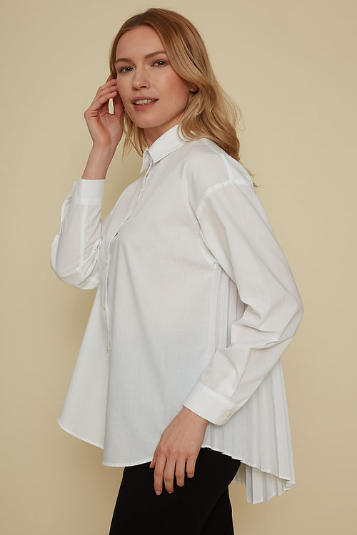 WHITE BUTTON DOWN BLOUSE WITH PLEATS