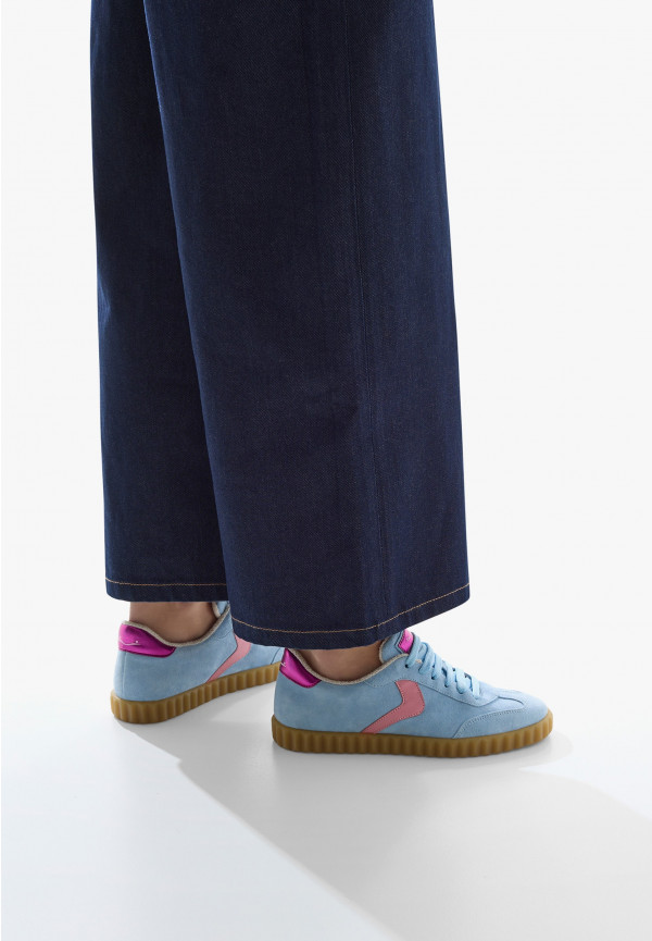 INES SUEDE SNEAKER - SKY BLUE/GERANIUM