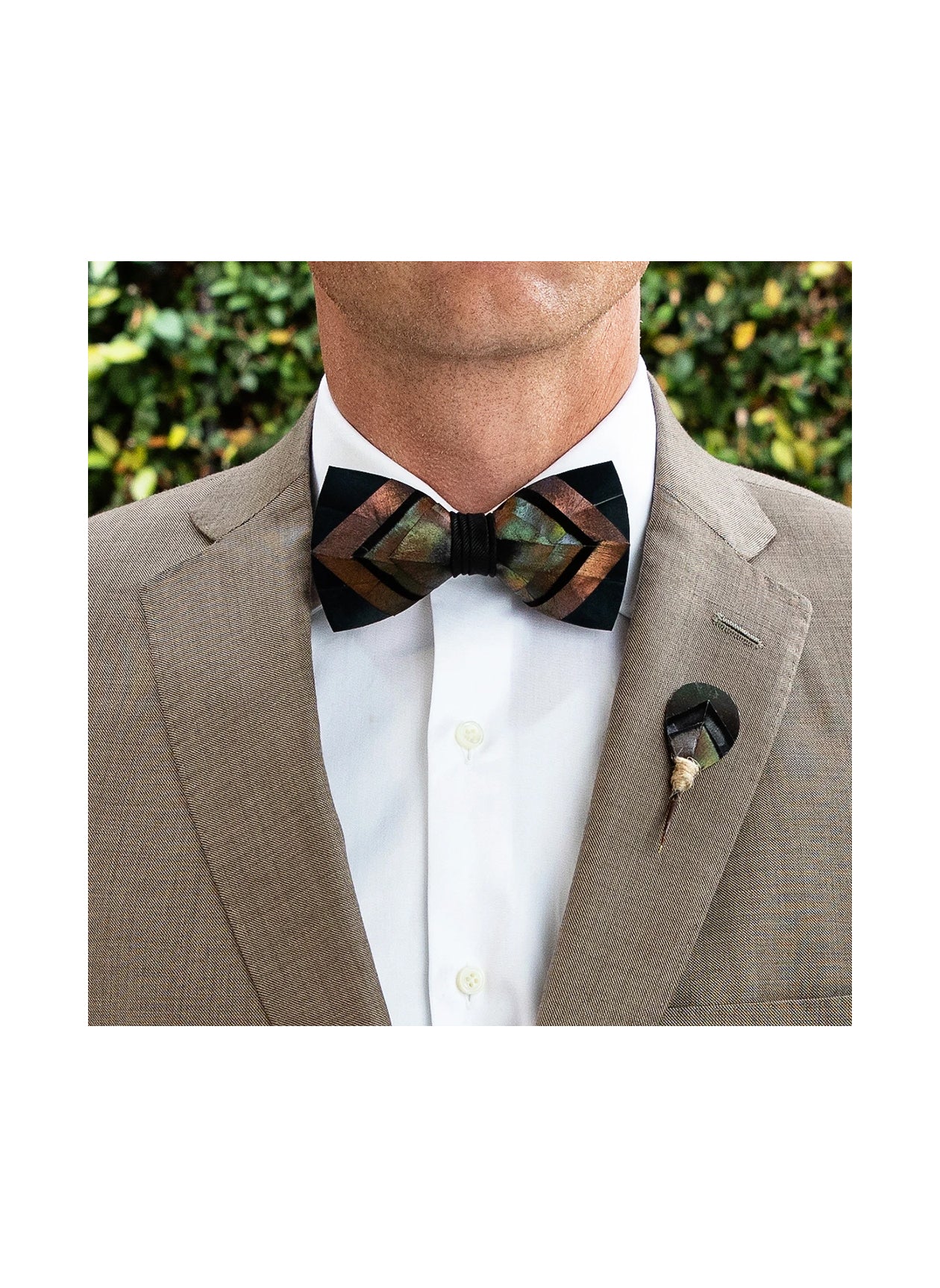 FERRELLE FEATHER BOWTIE